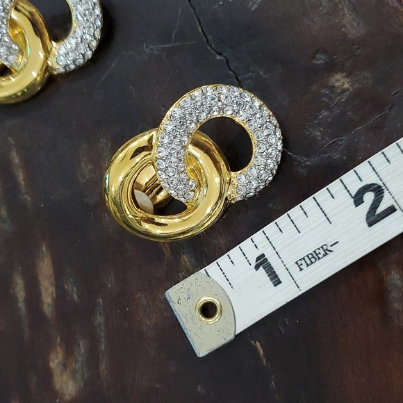 JOAN RIVERS CLASSIC CLIP ON EARRINGS SIGNED INTERLOCKING DOOR KNOCKER - Picture 8 of 8